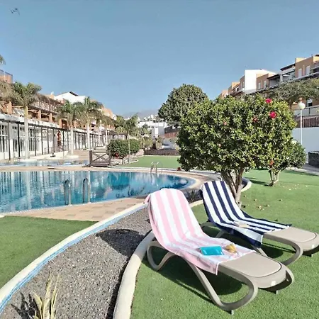Rentenerife Magec Swing & Sun Amarilla Golf Apartman *