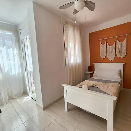 Rentenerife Magec Swing & Sun Amarilla Golf Apartment *