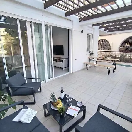 Rentenerife Magec Swing & Sun - Amarilla Golf Apartment *
